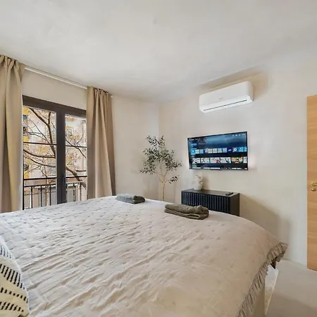 3 Bedroom In Old Town Apartment Marbella